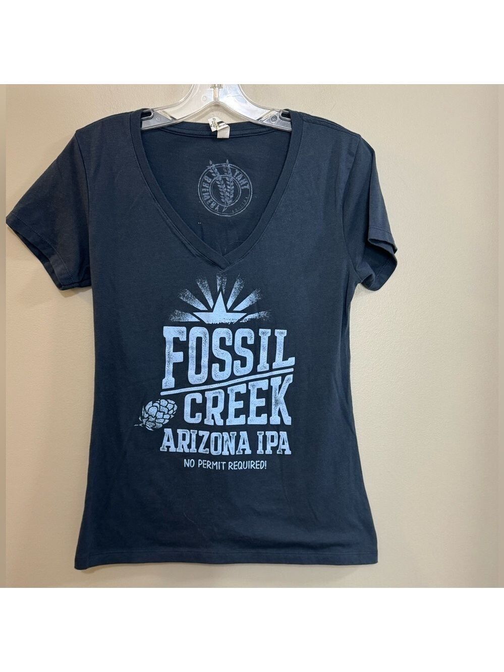 Women's Fossil Creek Arizona IPA That Brewery V-neck Short Sleeve Shirt. Size L